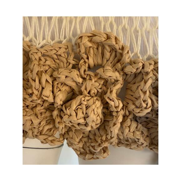 AMBER SAKAI Hand crochet blouse resort wear / One Size - Picture 6 of 9